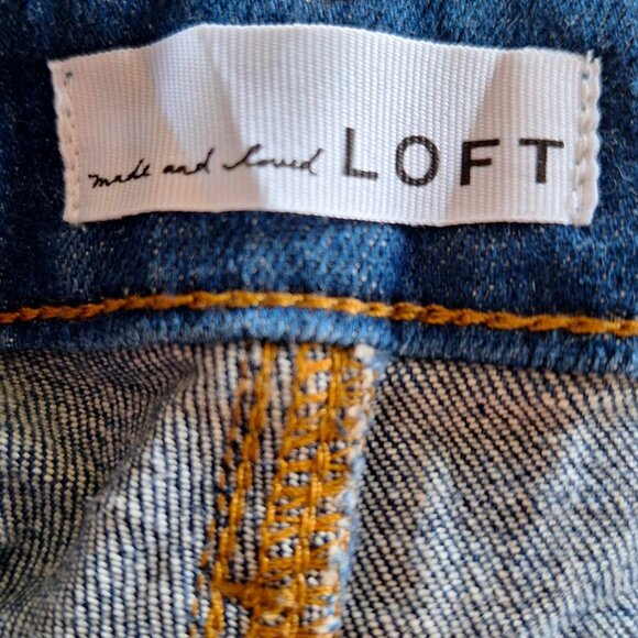 Loft The Girlfriend Mid-Rise Curvy Fit Blue Jeans Size 32/14 - Picture 11 of 11